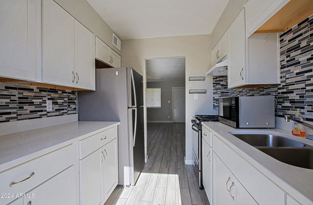 5241 N 17th Avenue Unit B, Phoenix, AZ 85015