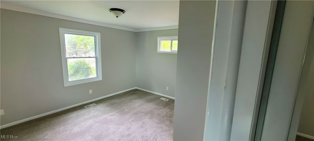 445 Houghton Road, Sagamore Hills, OH 44067