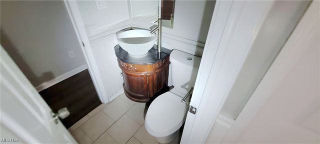 445 Houghton Road, Sagamore Hills, OH 44067