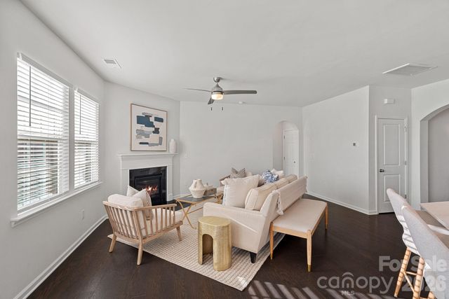 17519 Snug Harbor Road, Charlotte, NC 28278