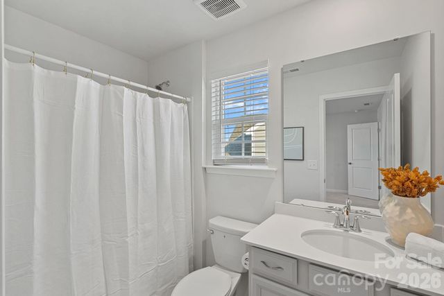 17519 Snug Harbor Road, Charlotte, NC 28278