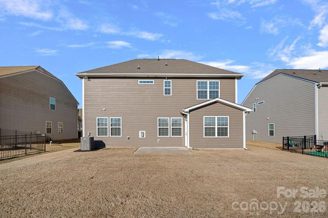 17519 Snug Harbor Road, Charlotte, NC 28278