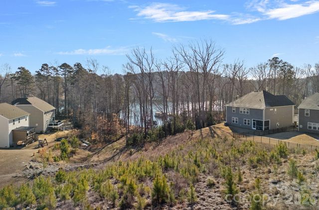 17519 Snug Harbor Road, Charlotte, NC 28278