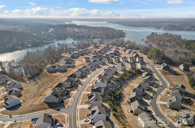 17519 Snug Harbor Road, Charlotte, NC 28278