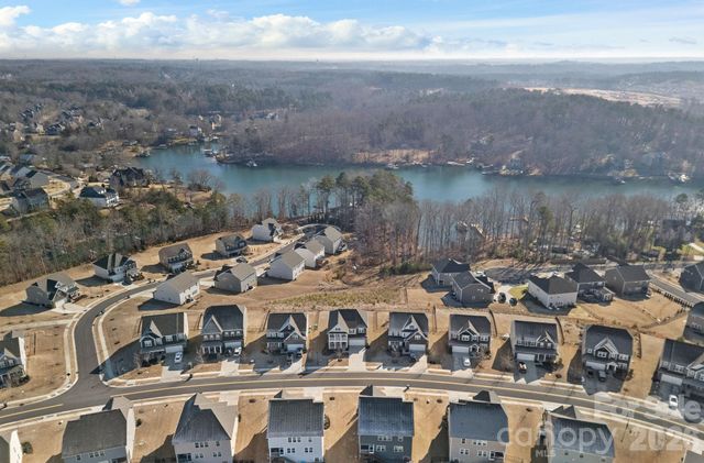 17519 Snug Harbor Road, Charlotte, NC 28278