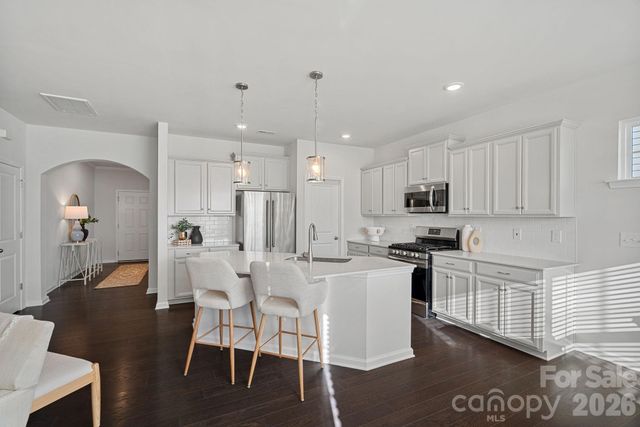 17519 Snug Harbor Road, Charlotte, NC 28278