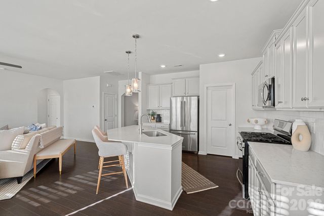 17519 Snug Harbor Road, Charlotte, NC 28278