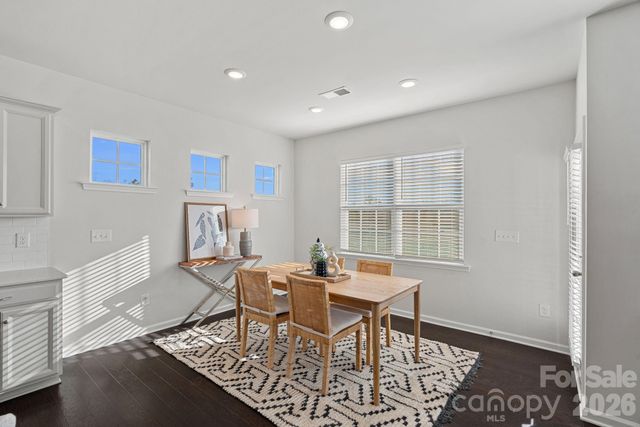 17519 Snug Harbor Road, Charlotte, NC 28278