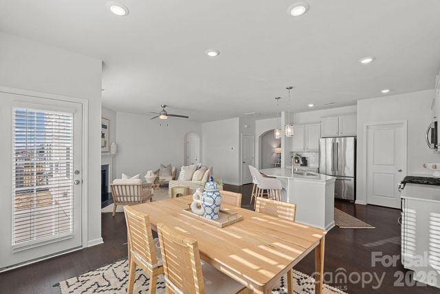 17519 Snug Harbor Road, Charlotte, NC 28278