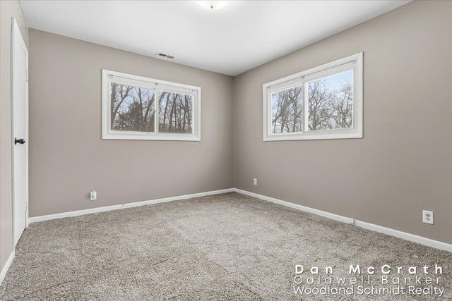 9811 N 28th Street, Richland, MI 49083