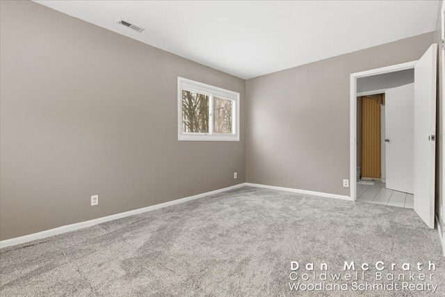 9811 N 28th Street, Richland, MI 49083