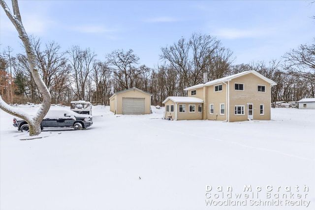 9811 N 28th Street, Richland, MI 49083