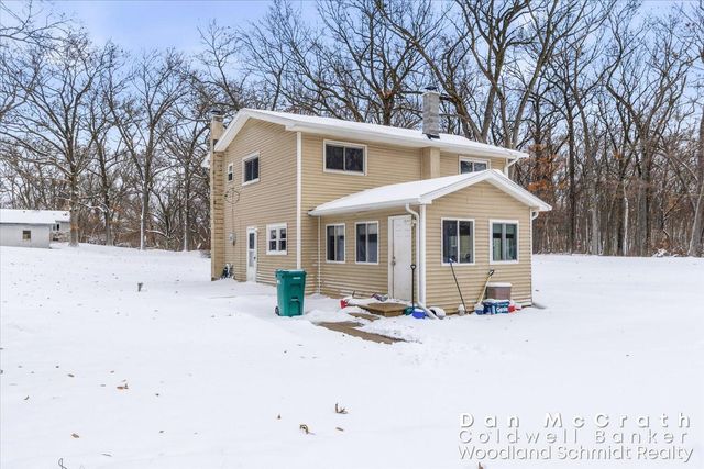 9811 N 28th Street, Richland, MI 49083