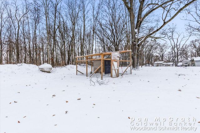 9811 N 28th Street, Richland, MI 49083