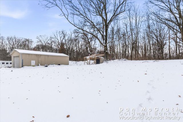 9811 N 28th Street, Richland, MI 49083