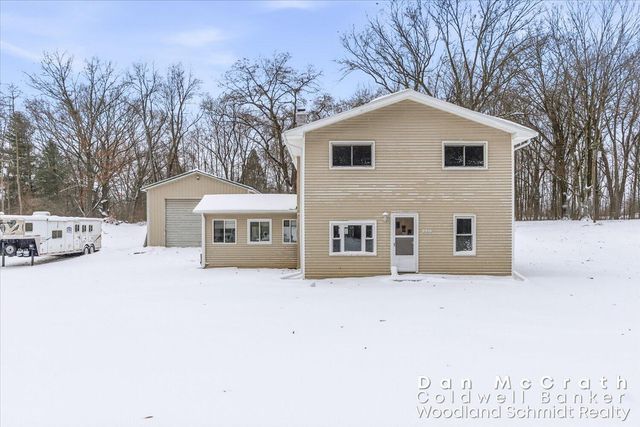 9811 N 28th Street, Richland, MI 49083