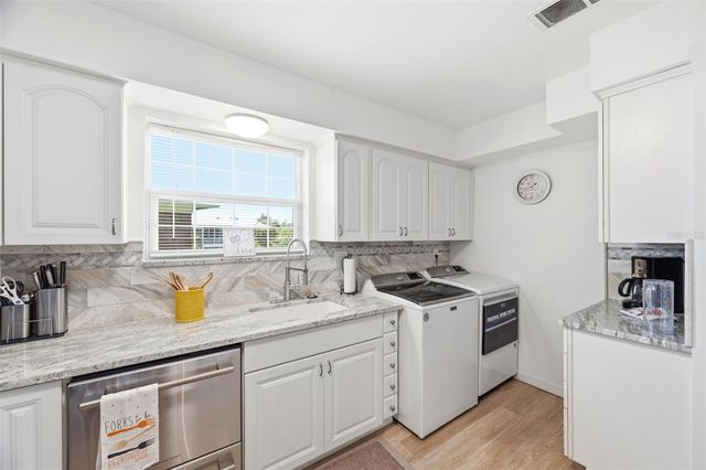 3595 40TH AVENUE S 3, St Petersburg, FL 33711