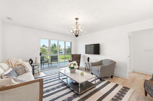 3595 40TH AVENUE S 3, St Petersburg, FL 33711