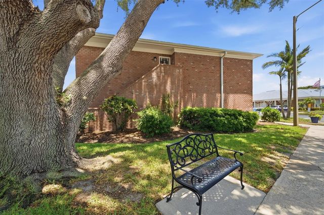 3595 40TH AVENUE S 3, St Petersburg, FL 33711