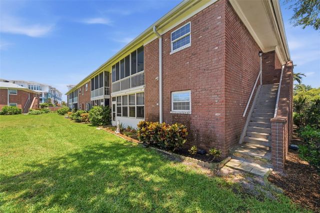 3595 40TH AVENUE S 3, St Petersburg, FL 33711