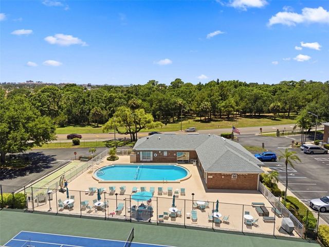 3595 40TH AVENUE S 3, St Petersburg, FL 33711