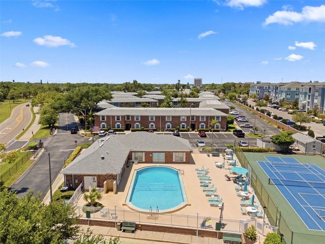 3595 40TH AVENUE S 3, St Petersburg, FL 33711