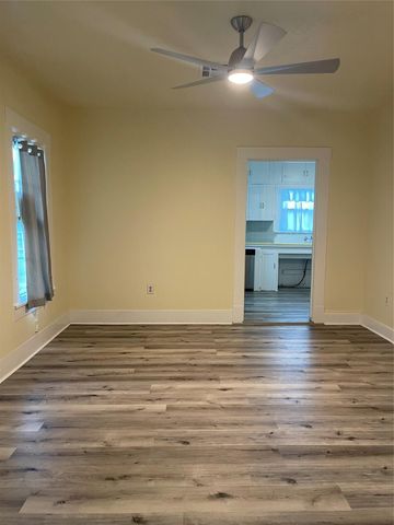 4457 County Road 537, Alvin, TX 77511