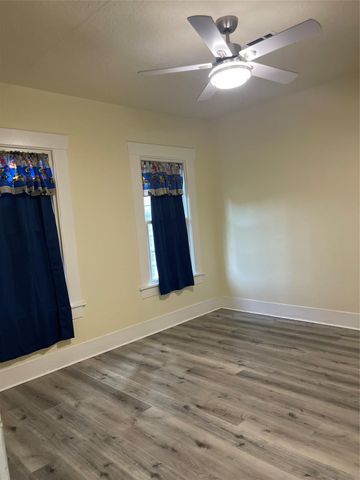 4457 County Road 537, Alvin, TX 77511