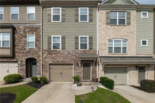 915 Society SW Circle, Atlanta, GA 30331