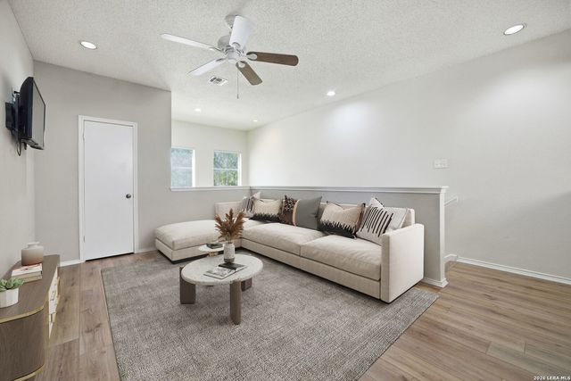 11001 Wurzbach Rd Apt 105, San Antonio, TX 78230