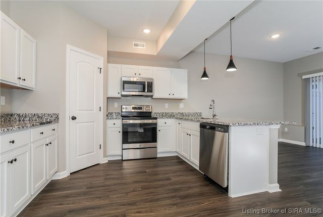 2059 N Sarah Drive, Jeffersonville, IN 47130