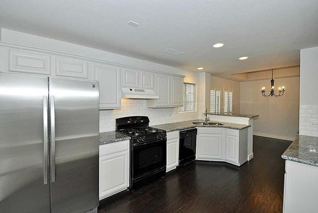 69 Spiral Vine 69B, The Woodlands, TX 77381