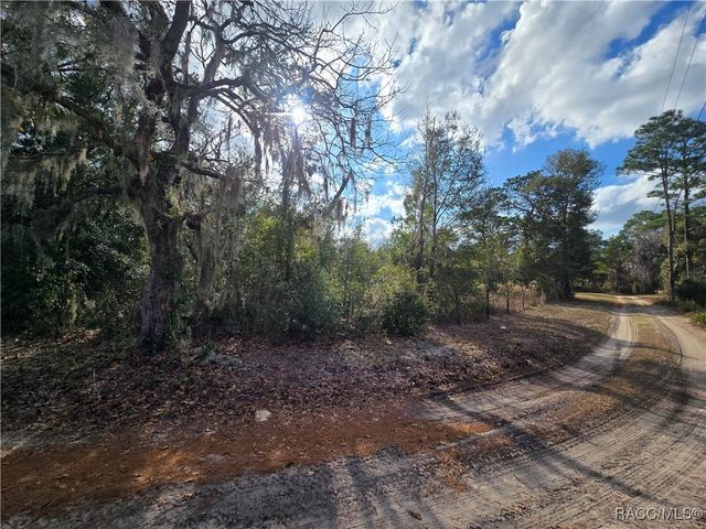 4610 N Ellen Point, Crystal River, FL 34428