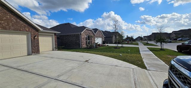 9534 Meghan Heights Drive, Baytown, TX 77521