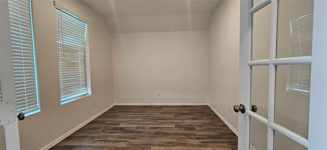 9534 Meghan Heights Drive, Baytown, TX 77521