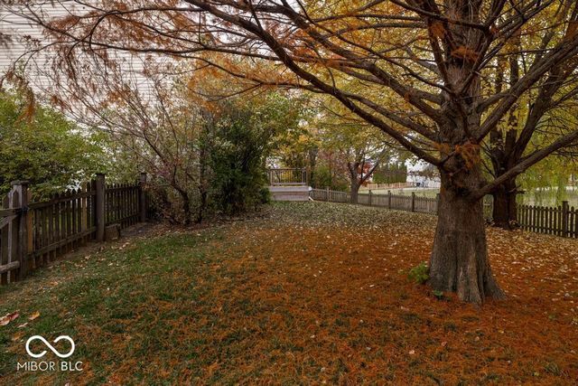 11517 Moss Rock Court, Fishers, IN 46037