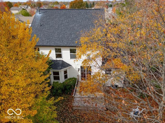 11517 Moss Rock Court, Fishers, IN 46037