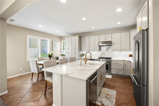 8075 Holland Park Street, Chino, CA 91708