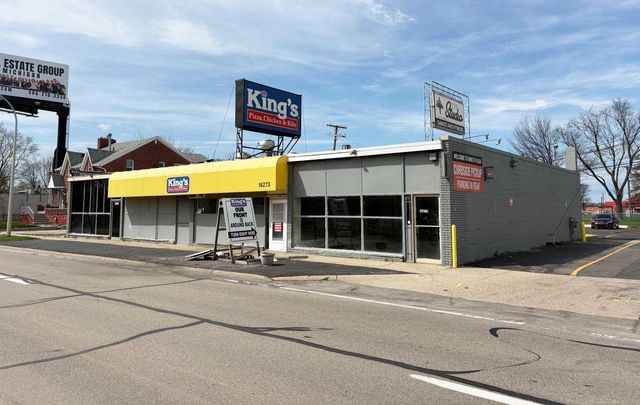 16279 East 11 Mile Road, Roseville, MI 48066