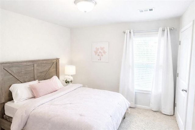 182 Woodhouse Circle, Acworth, GA 30102