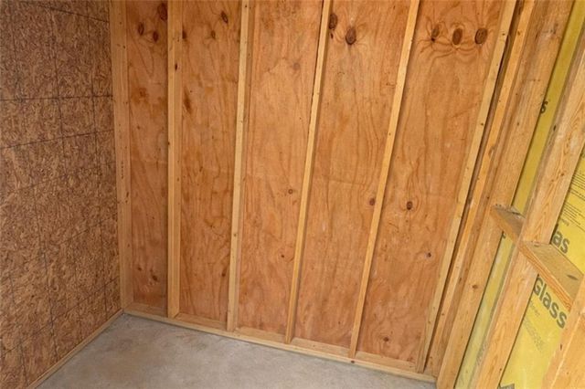 182 Woodhouse Circle, Acworth, GA 30102