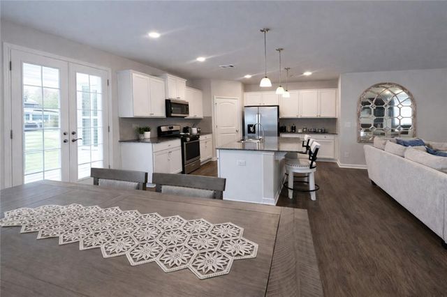 182 Woodhouse Circle, Acworth, GA 30102