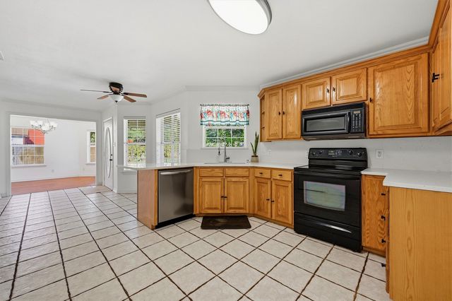 173 Graves Circle, Pottsboro, TX 75076