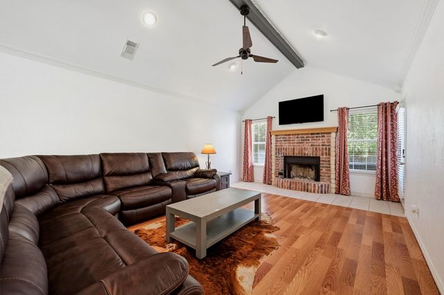 173 Graves Circle, Pottsboro, TX 75076