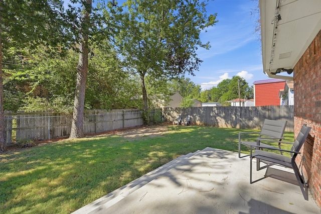 173 Graves Circle, Pottsboro, TX 75076
