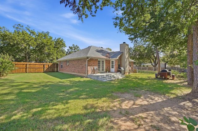 173 Graves Circle, Pottsboro, TX 75076