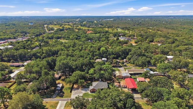 173 Graves Circle, Pottsboro, TX 75076