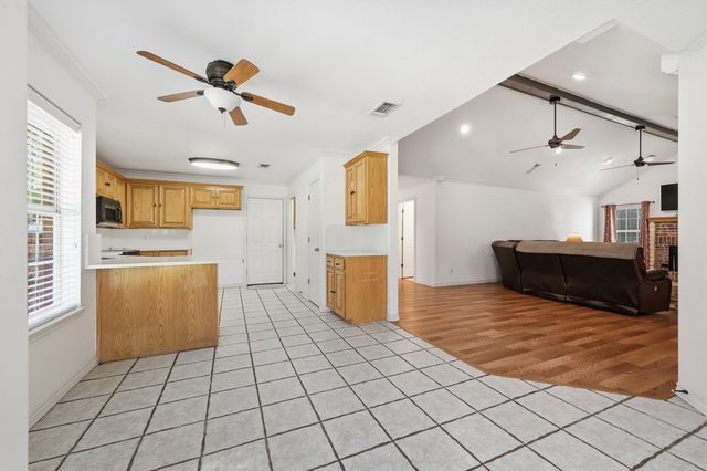 173 Graves Circle, Pottsboro, TX 75076