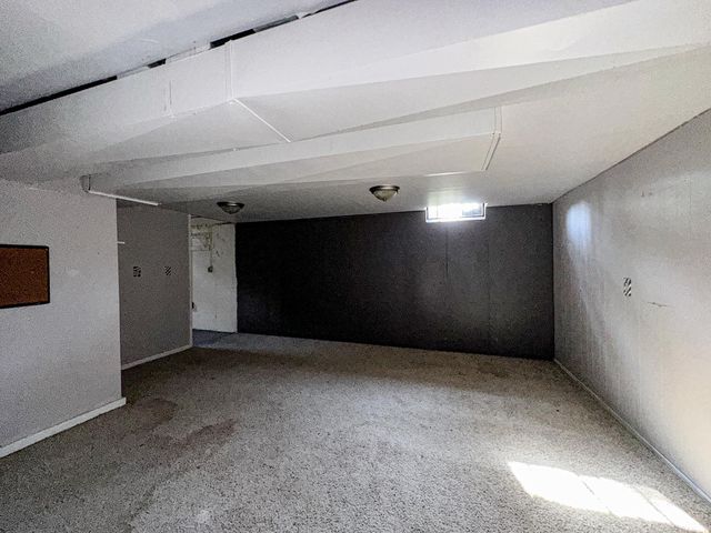 854 Lewis Ave, Salina, KS 67401