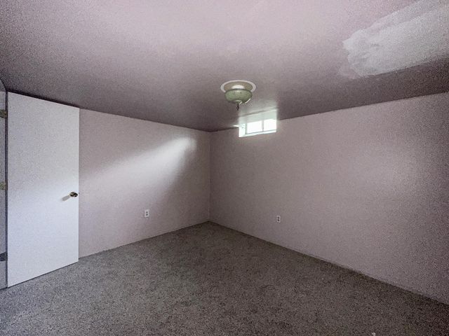 854 Lewis Ave, Salina, KS 67401